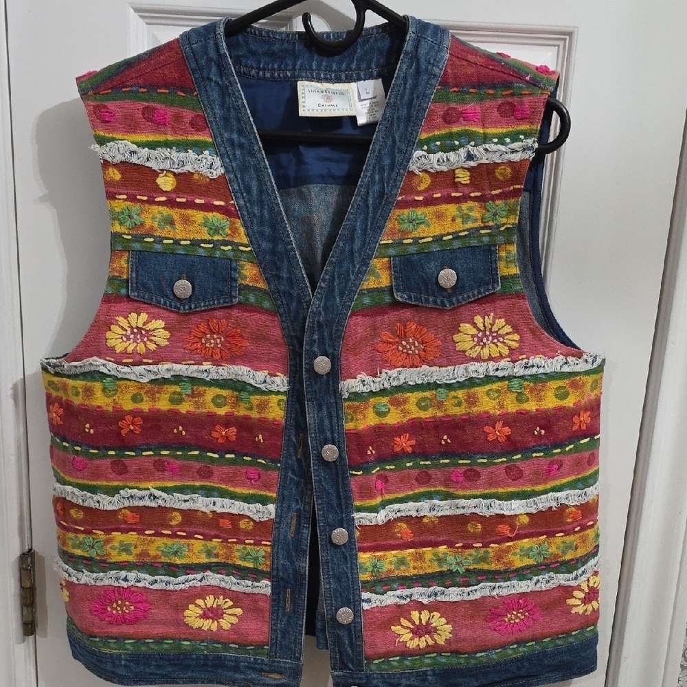 Susan Bristol Denim Embroidered Floral Western Art Snap Vest Size Large​​​